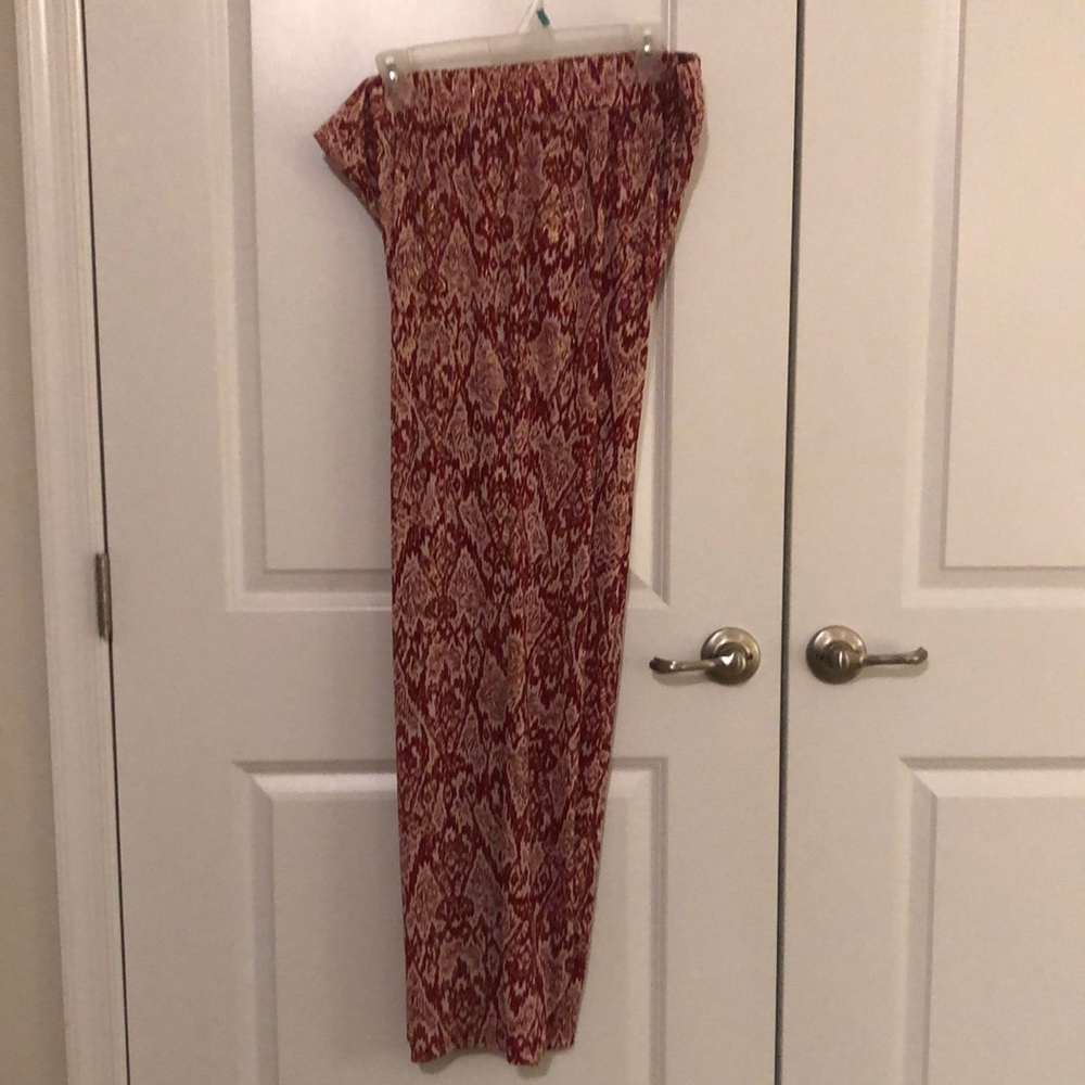 IMAN red and gold patterned pants 1x
